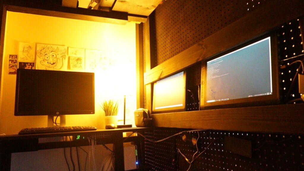 Monitor wall shot